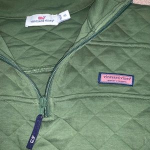 XS quilted vineyard vines 3/4 pull over